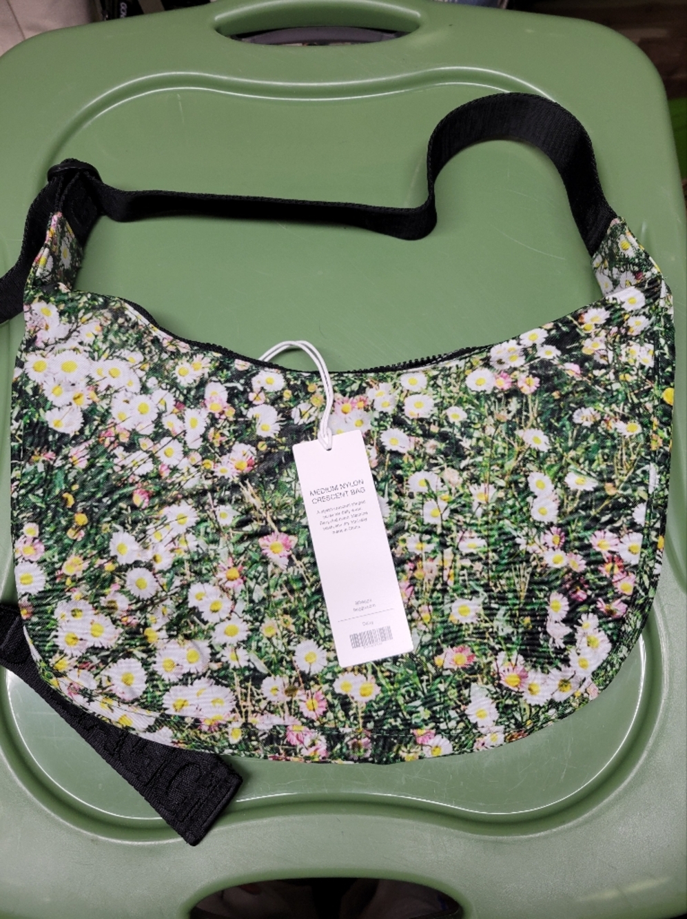 Baggu Medium Crescent Daisy NWT